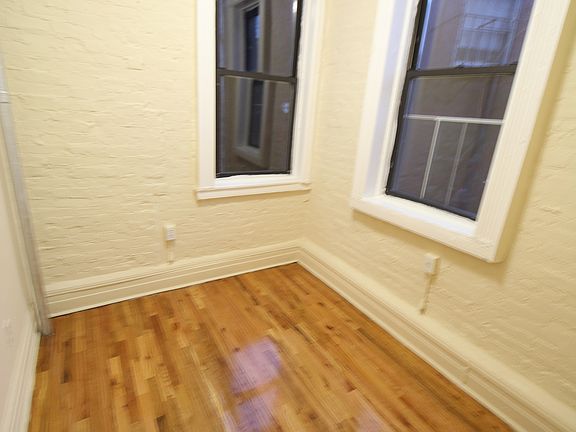 5th image of 178 W Houston St APT 10