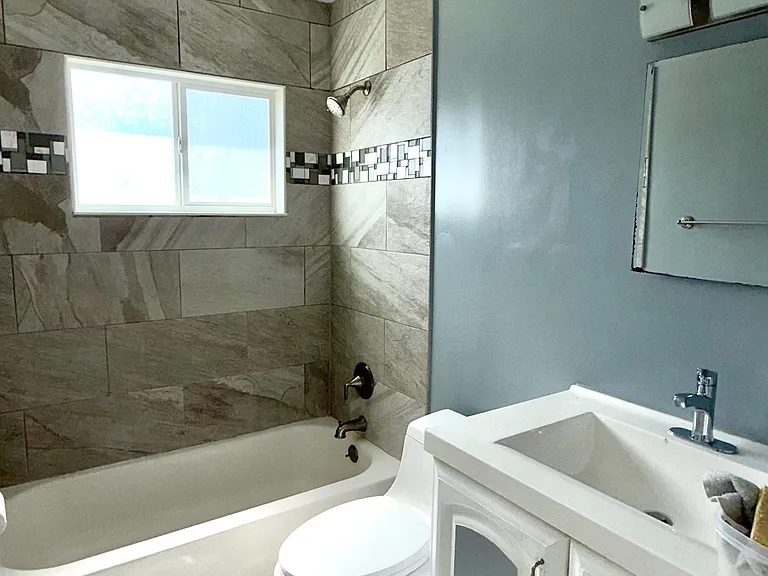 410 N Observatory Dr — Photo 6