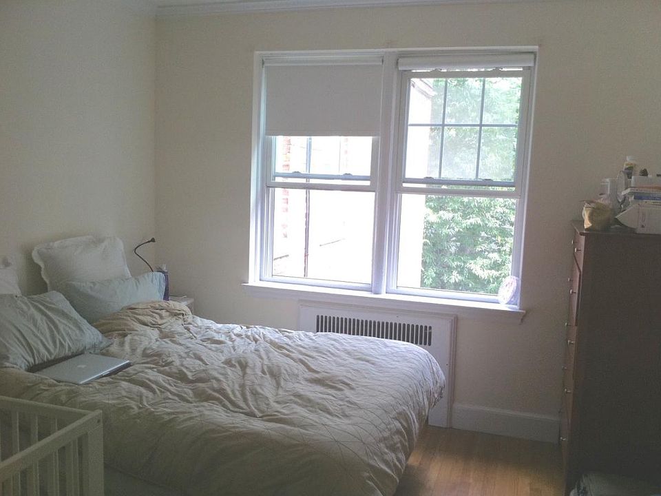 2nd image of 75 Kilsyth Rd APT 2B