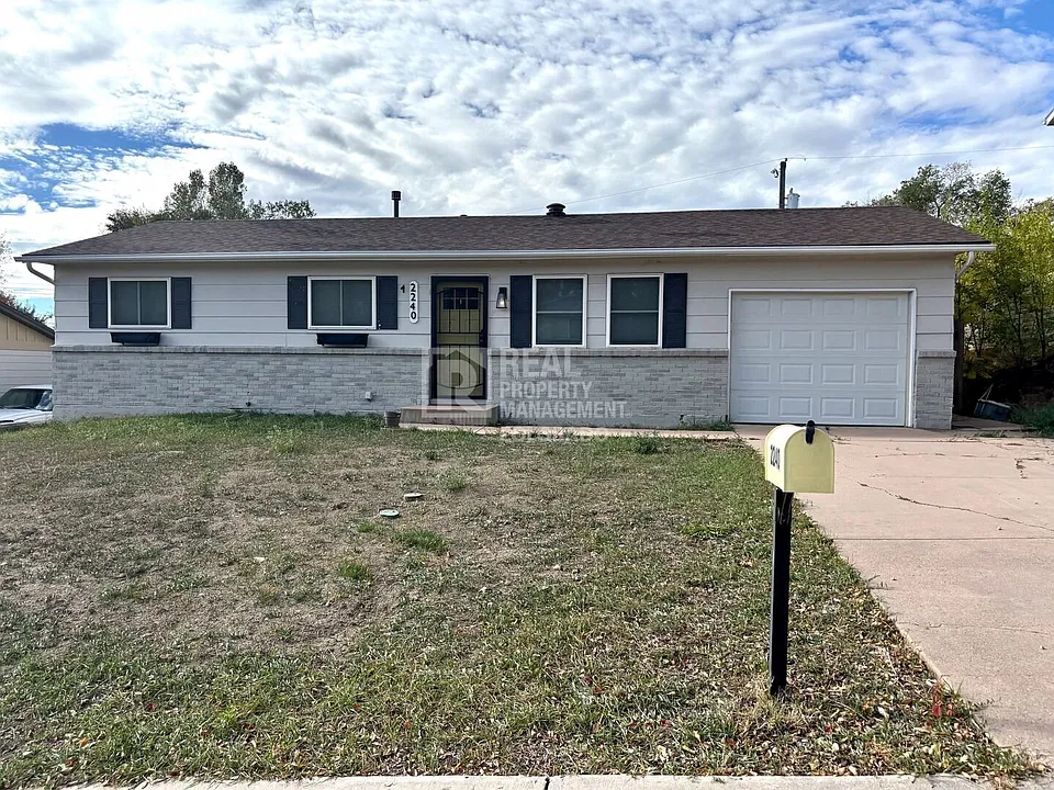 2240 Flintwood Dr