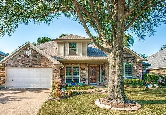 3rd image of 3209 Augusta Dr