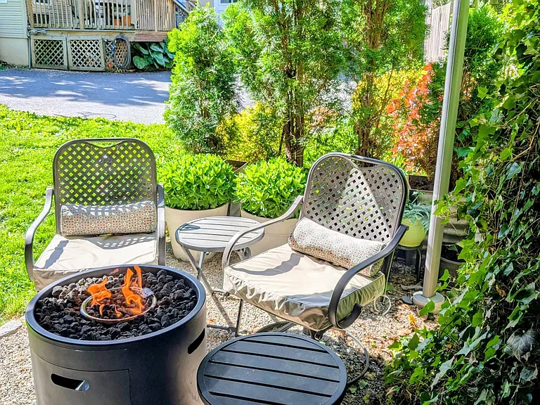 Gas fire pit included!