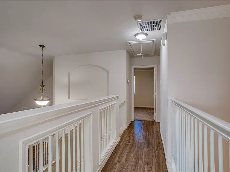625 Willowwood Trl — Photo 8