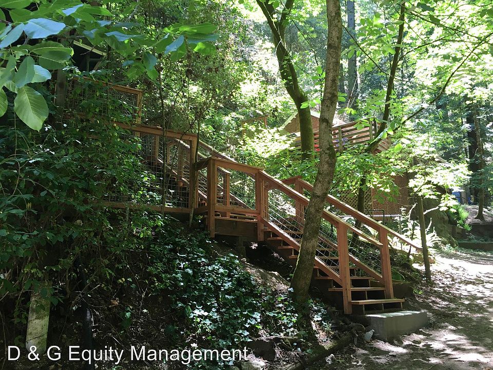 2nd image of 15034 Rio Nido Rd