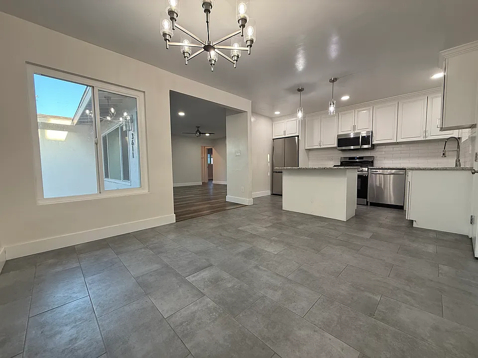 3611 Logan Ave