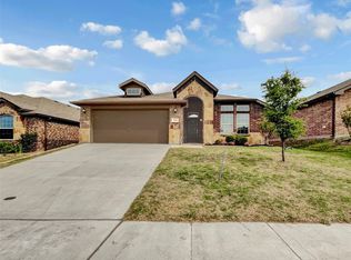 928 Deer Valley Dr, Weatherford, TX 76087