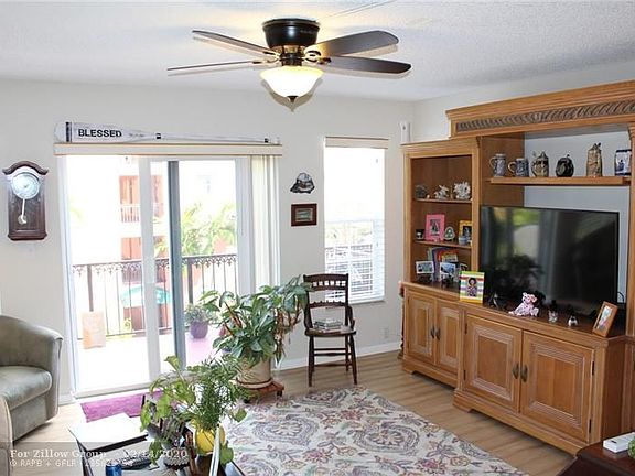 3rd image of 650 Tennis Club Dr APT 307
