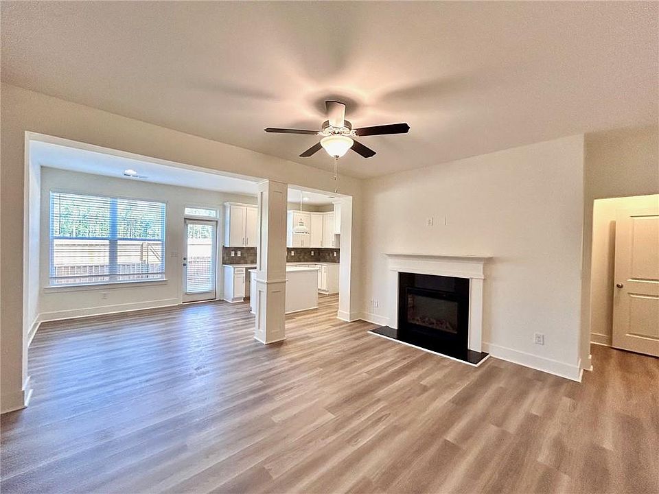 1st image of 1882 Aron Ln #67
