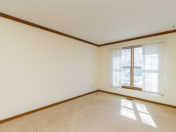 3rd image of 14233 Cypress Hill Dr