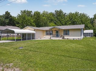 504 W 6th St, Skiatook, OK 74070