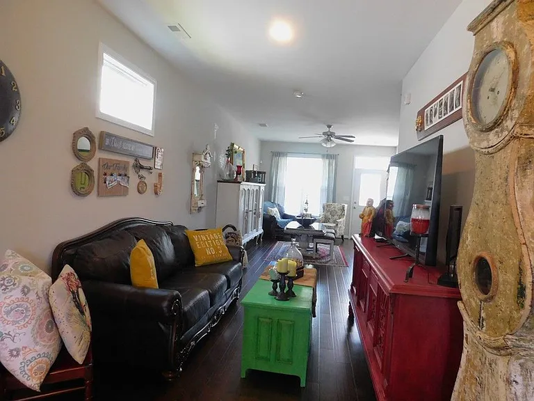 248 Claudia Dr — Photo 14