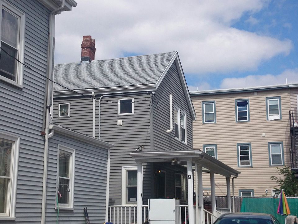 2nd image of 9-11R Dexter St