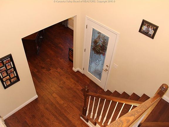 4th image of 179 Prado Dr