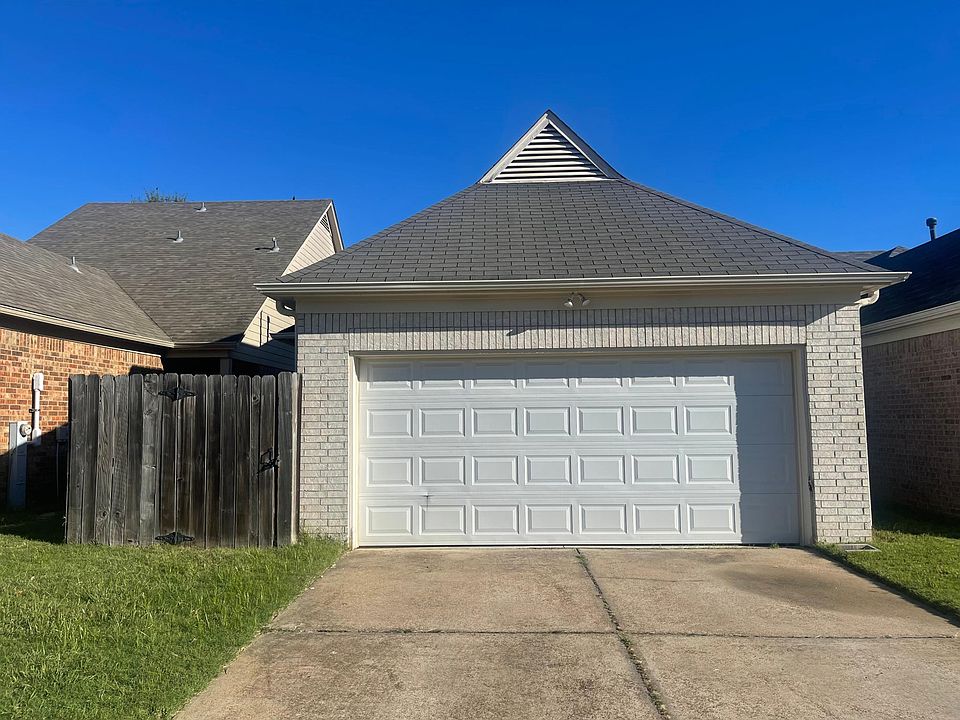1st image of 8519 Griffin Park Dr