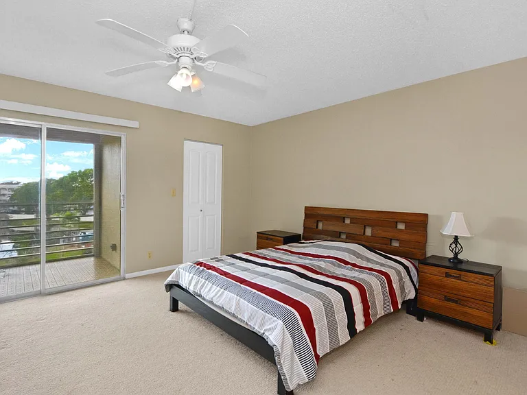 2101 Lucaya Bnd #D4 — Photo 6