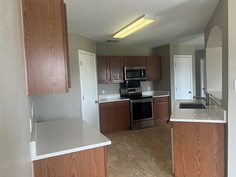 12817 Chime Dr — Photo 13