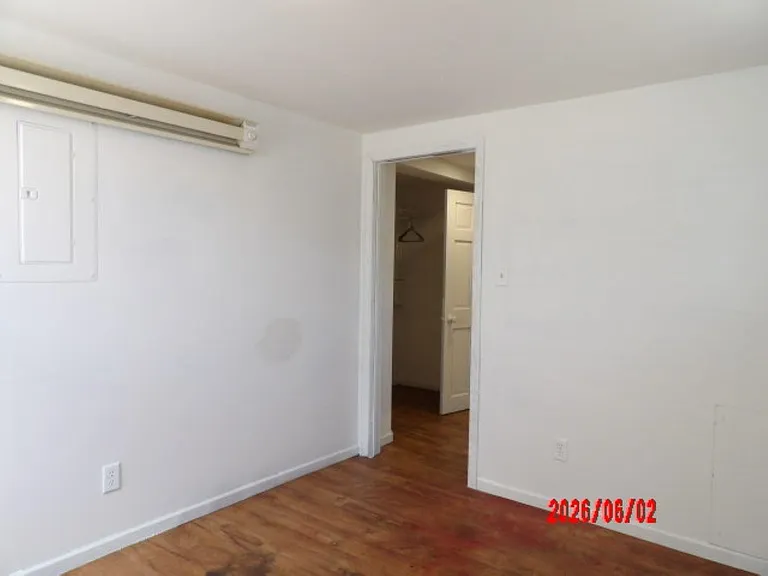 616 W B St #6 — Photo 7