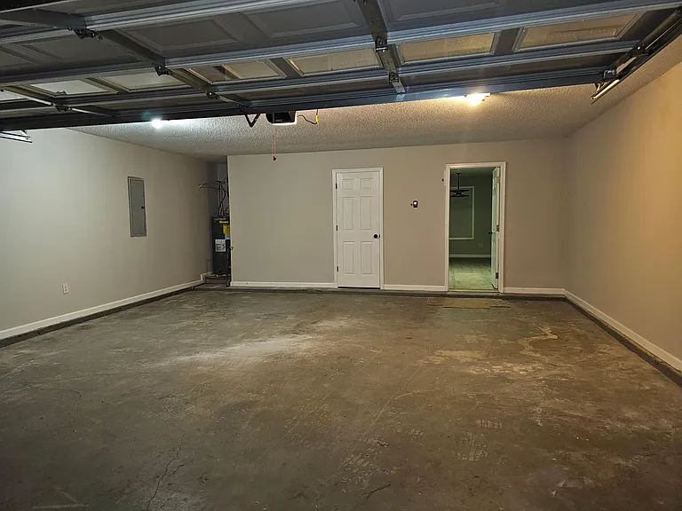 1651 White Oak Dr — Photo 9
