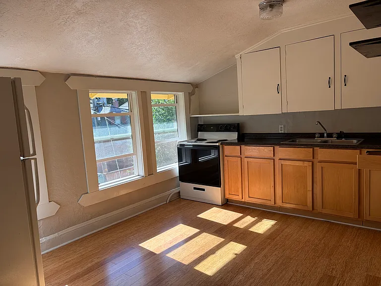 5238 N Williams Ave #2 — Photo 10