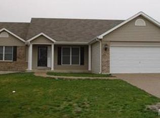 15 Dream Ct, Saint Peters, MO 63376
