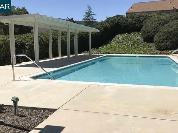 6444 Parklane Plz, Martinez, CA 94553