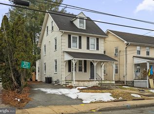 716 W Railroad Ave, Bryn Mawr, PA 19010