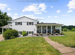 1520 Knob Rd, Charleston, WV 25314