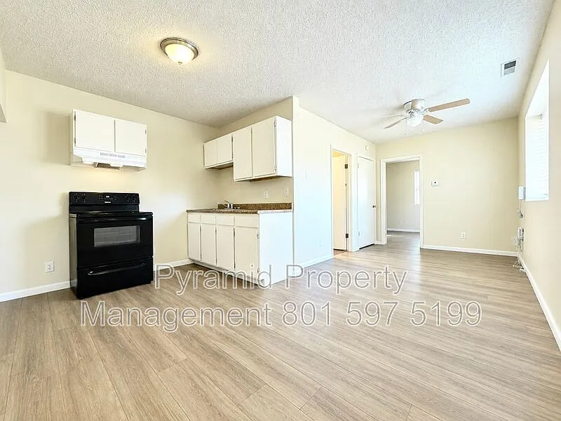 1 bed, 1.0 bath, 750 sqft, $1,075 — Photo 1