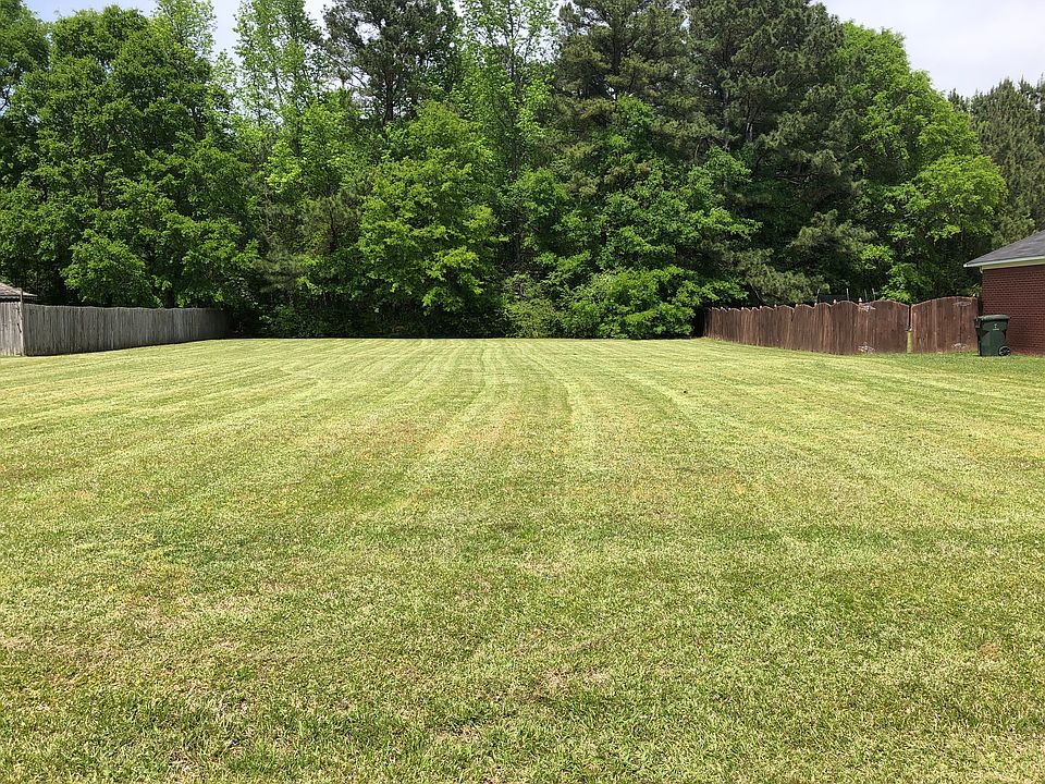 1st image of 1009 Clint Dr SE