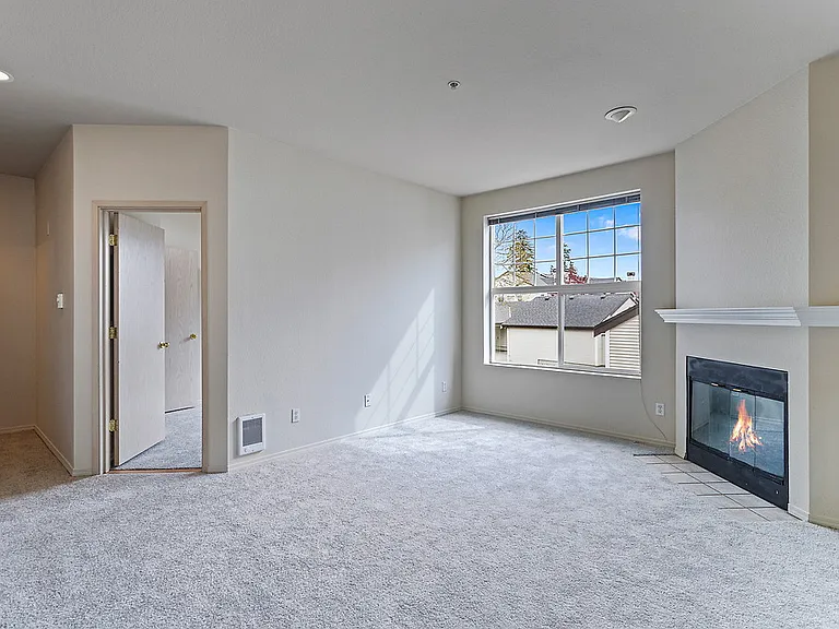 Montebello — Photo 28
