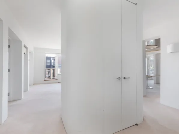 145 Pinckney St APT 605, Boston, MA 02114