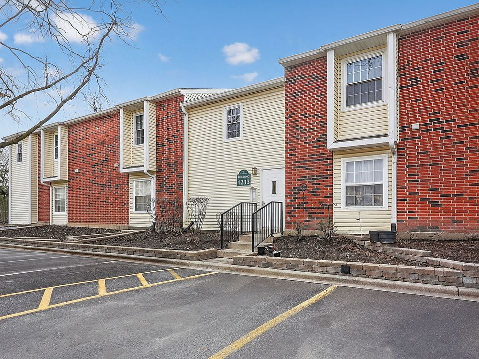 1st image of 1233 Wyndham Ct APT 204