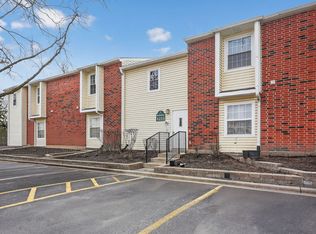 1233 Wyndham Ct APT 204, Palatine, IL