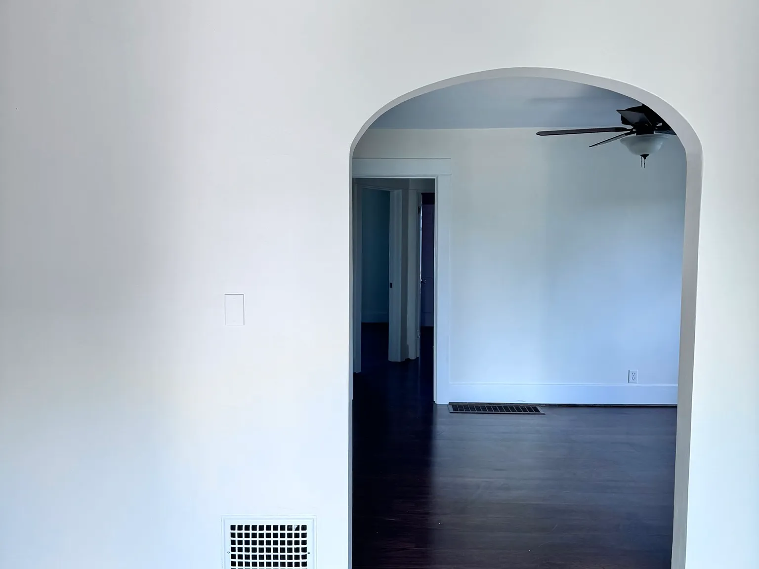 2 bed, 1000 sqft, $1,350 — Photo 4