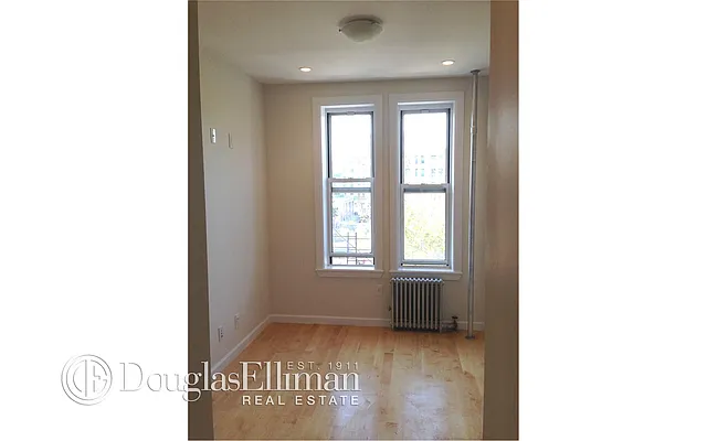 Rented by Douglas Elliman | media 37