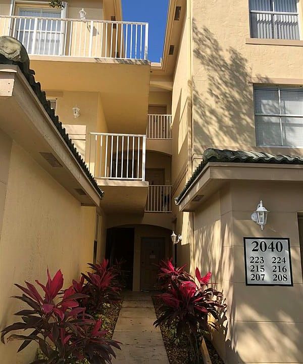 2040 Greenview Shores Blvd APT 215, Wellington, FL 33414 Zillow