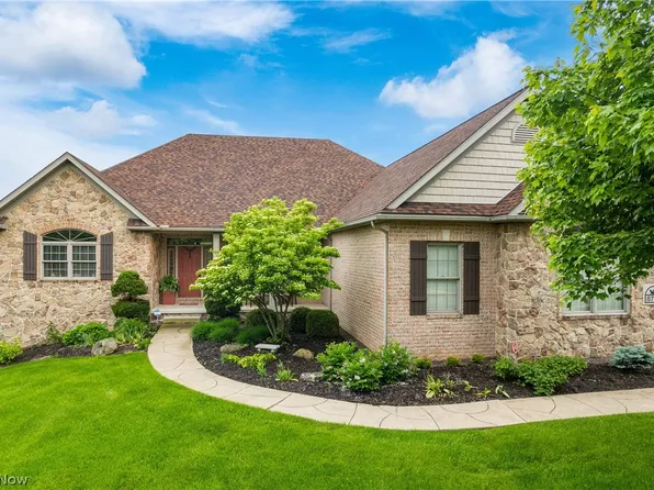 8783 Deacon Dr NW, North Canton, OH 44720