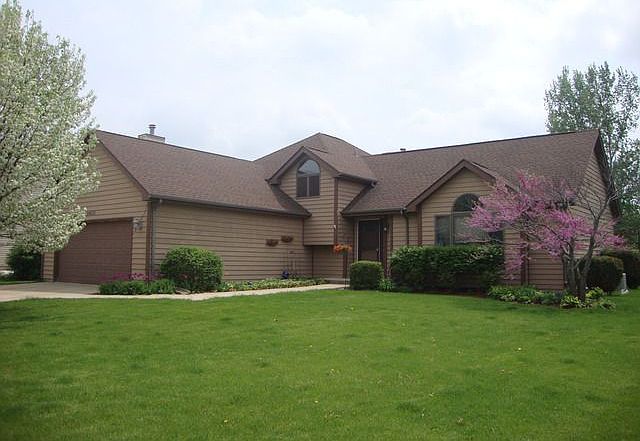 1st image of 24835 W Illini Dr