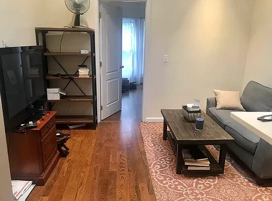 Rented by Sophie Bednarczyk | media 16