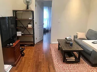 Rented by Sophie Bednarczyk