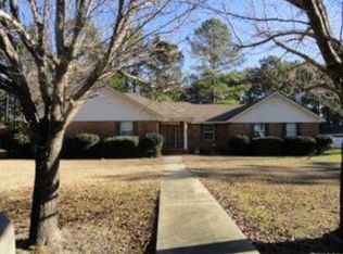 225 Sugar Maple St, Jesup, GA 31546