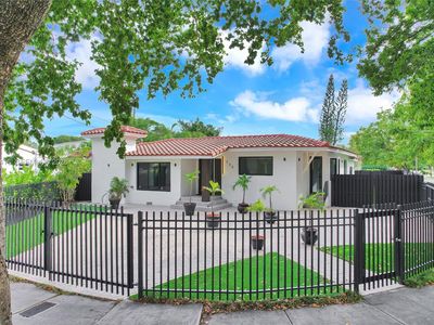 998 SW 11th St, Miami, FL, 33129
