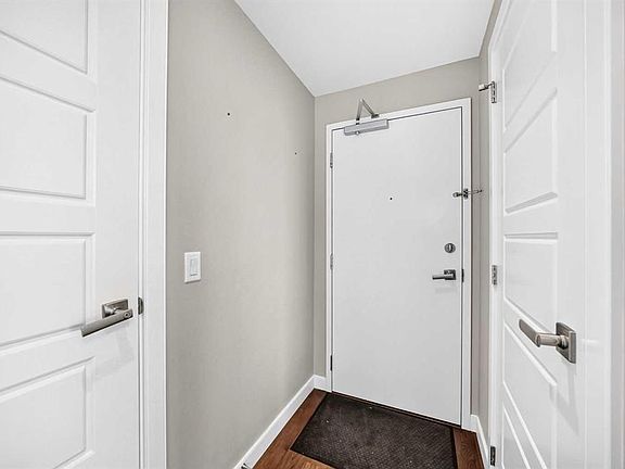 3rd image of 225 W 11th Ave SE #1806