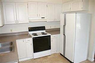 3rd image of 2423 To 2425 Bush Ave NW