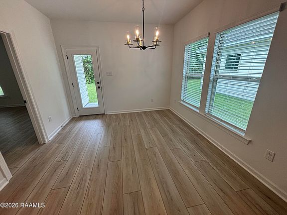 3rd image of 315 Dunwoody Ct