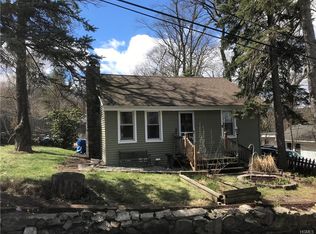 6 Stellar Dr, Greenwood Lake, NY 10925