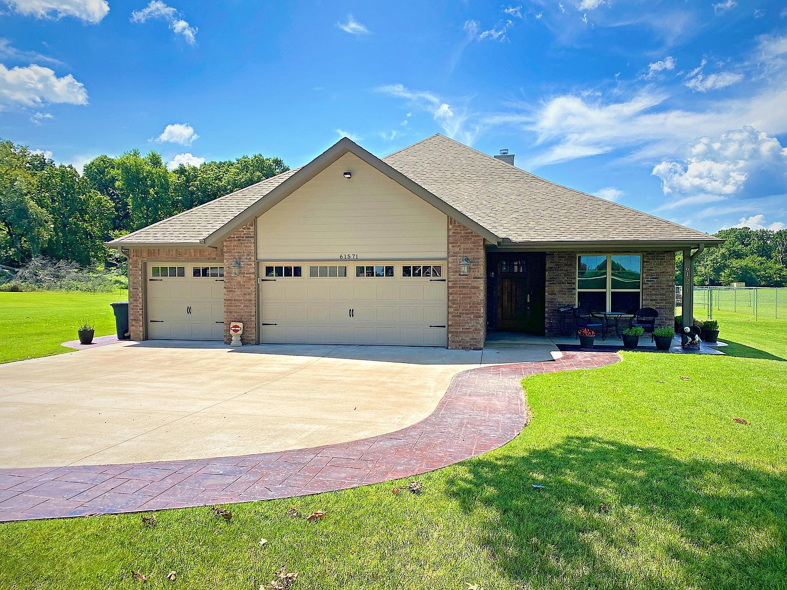 61571 E 266th Rd, Grove, OK 74344 | Zillow
