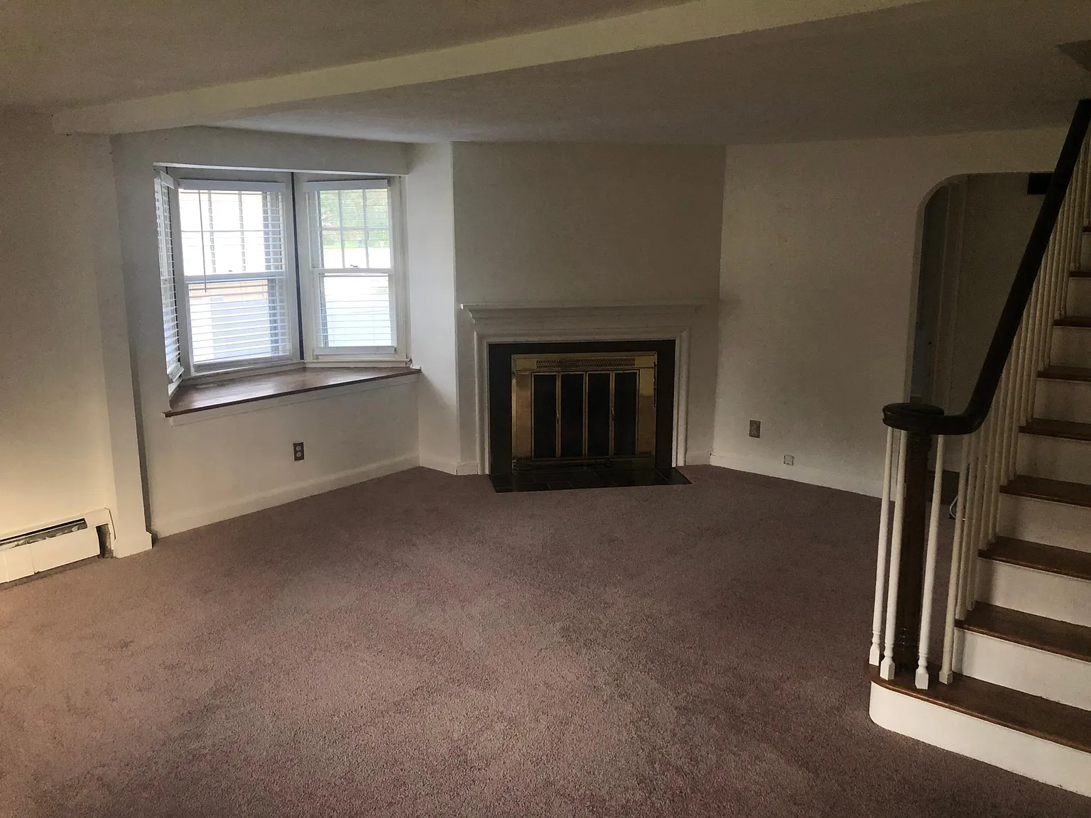 3 bed, 1183 sqft, $2,300 — Photo 2