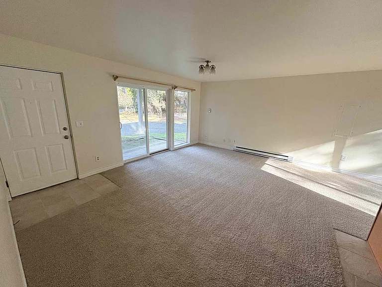 10215 SE 6th St — Photo 16