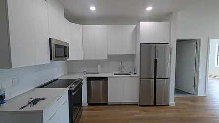 175-77 West 7th Street, #306